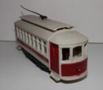 ho scale powered nob hill 61 trolley car (c)